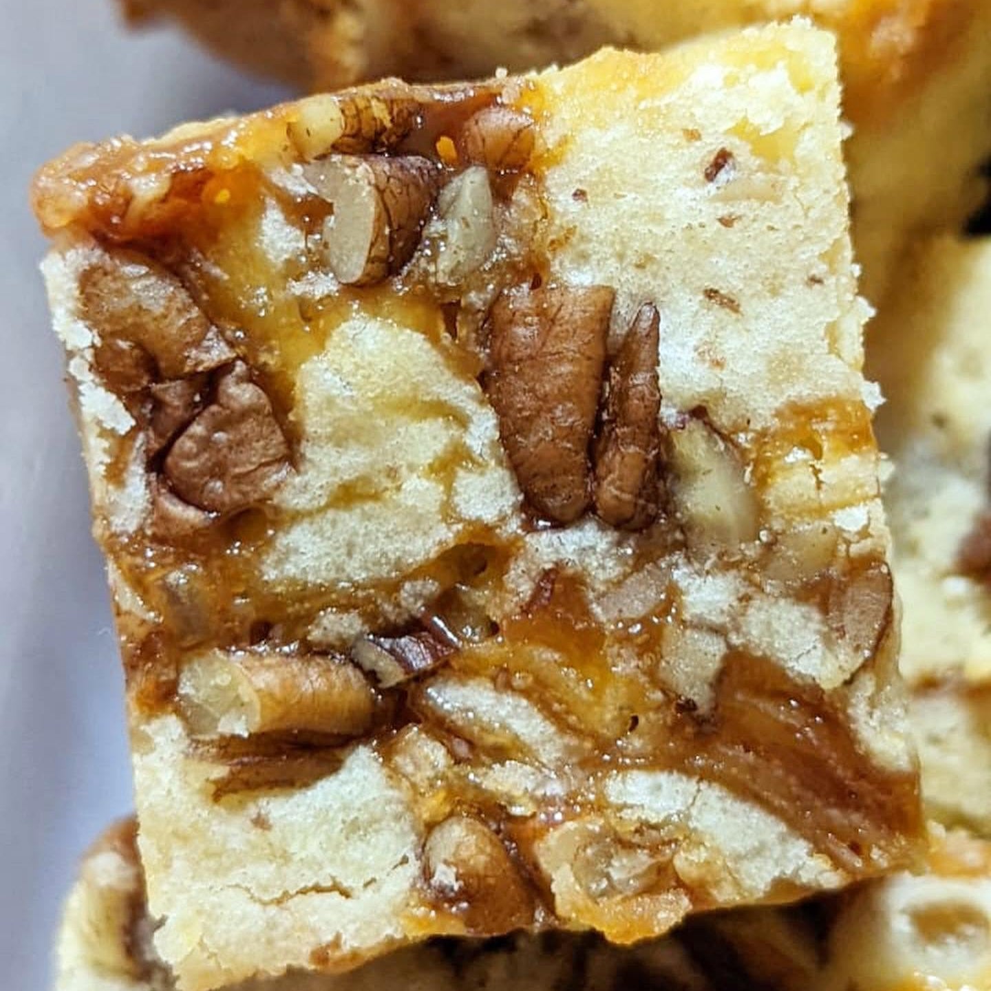 Blondie Dulce de Leche + Nuez